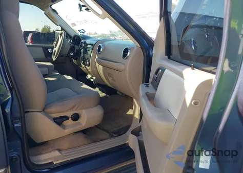 2005 Ford Expedition Nbx/Xlt z USA, uszkodzony, nr VIN 1FMFU16545LA35214